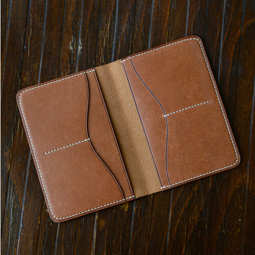 Документница для паспорта  Leather Docholder New Whiskey, натуральная кожа, отделение для денежных купюр, отделение для карт, отделение для автодокументов, подарочная упаковка, коричневый