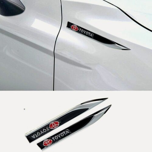 Изображение товара Наклейка TOYOTA 3D, металлический 14,8 х 1,8 см, 2 шт