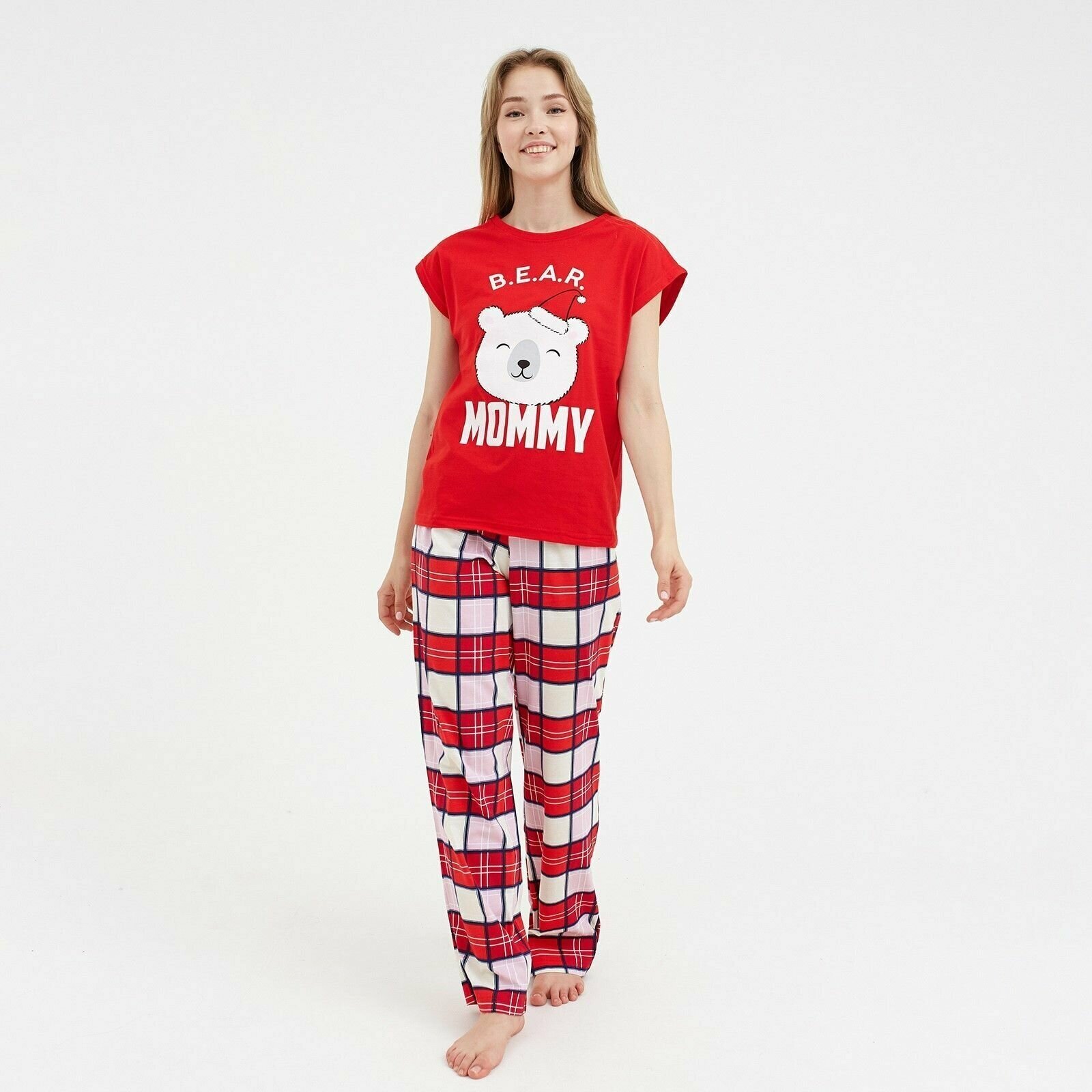 Пижама новогодняя женская KAFTAN "Bear", цвет красный, размер 48-50 - фотография № 1