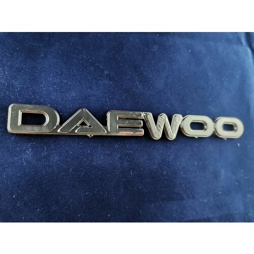 Эмблема на автомобиль Daewoo