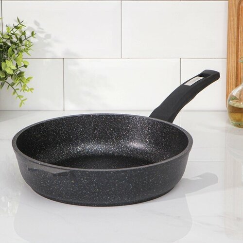 Сковорода Гранит Star d26 см пластиковая ручка антипригарное покрытие цвет чёрный 3861₽