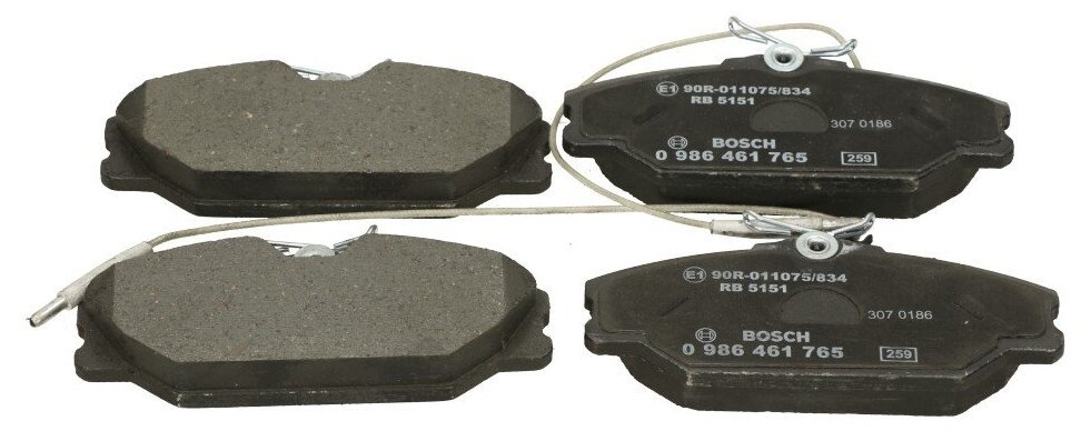 Дисковые тормозные колодки передние BOSCH 0986461765 (4 шт.)