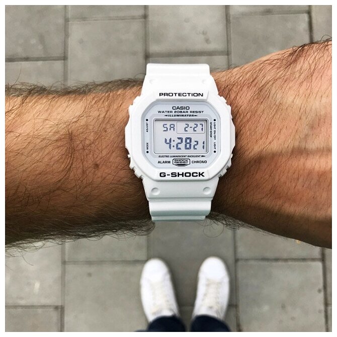 Наручные часы CASIO G-Shock DW-5600MW-7