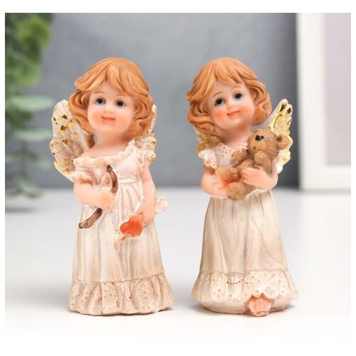 Сувенир полистоун Ангел в бежевом платье с рюшами с мишкойлуком 85х38х37 см 730₽