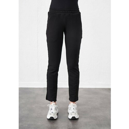Беговые брюки Relax Mode, карманы, размер 46, черный