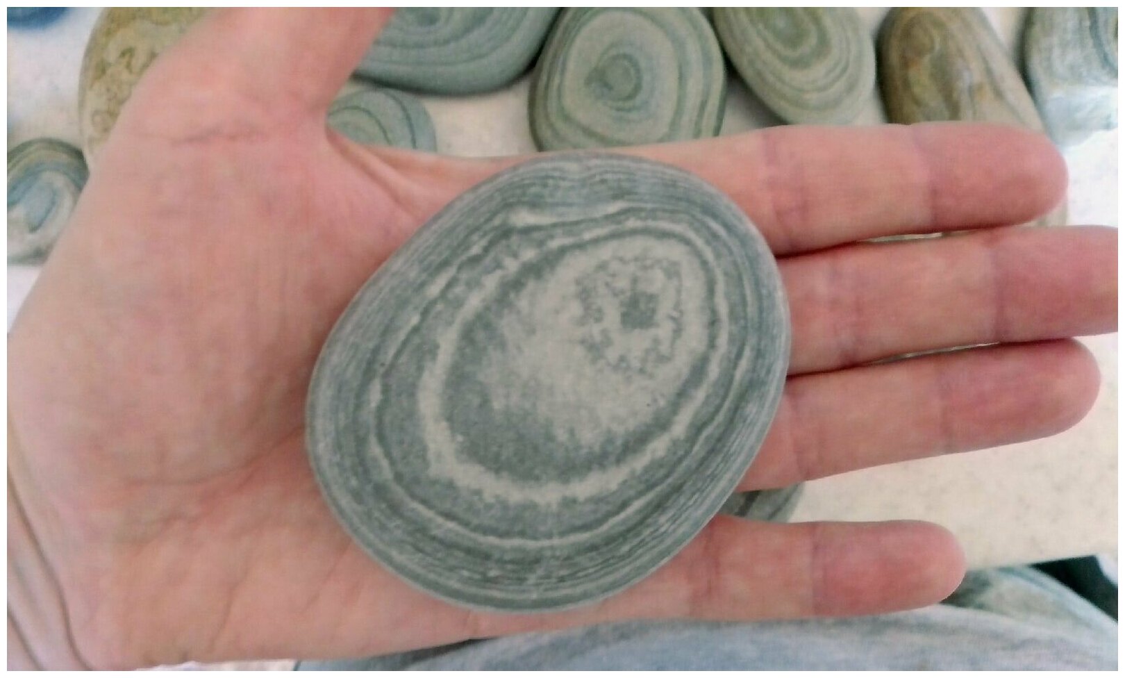 Галька с узором /морской природный камень 1 кг 3-6см. - фотография № 3
