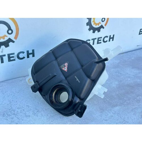 Расширительный бачок Mercedes Benz W164 X164 A1645000049
