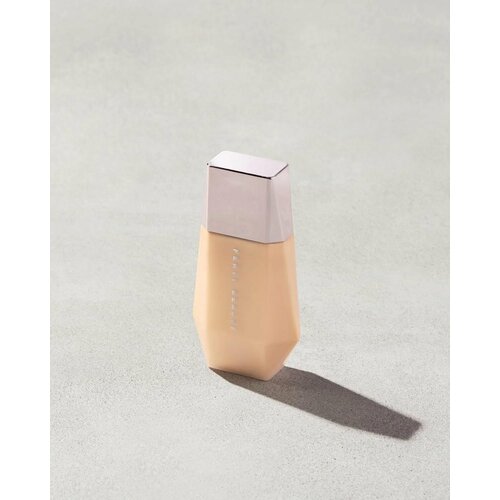 Fenty Beauty Тональный крем Eaze Drop'lit All-Over Glow Enhancer, тон 02 Taffy Topaz