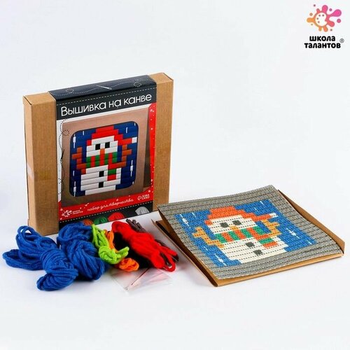 Игрушка пластик Набор для творчества Вышивка на канве Снеговик 800₽