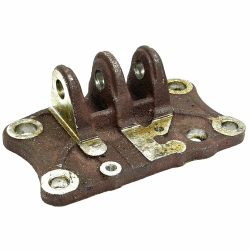 Кронштейн МТЗ-82 крепления цилиндра задней навески ЦС-100 70-4605017-А 2950₽