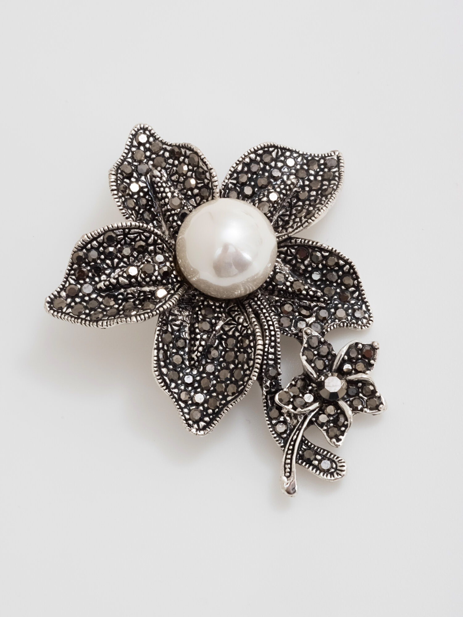 Брошь ЖемАрт, жемчуг имитация