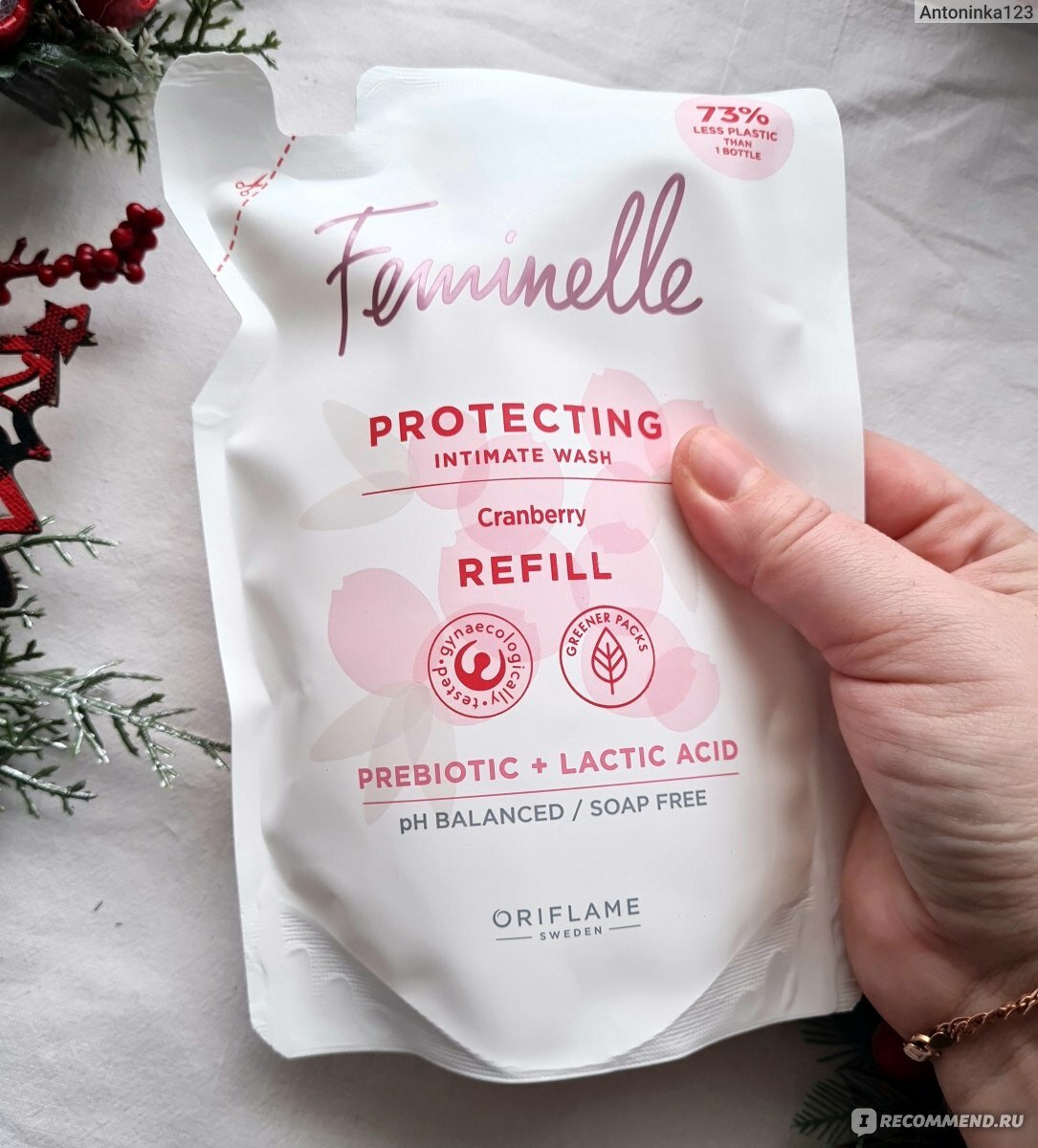 Ухаживающий гель для интимной гигиены с экстрактом клюквы Feminelle (рефил)