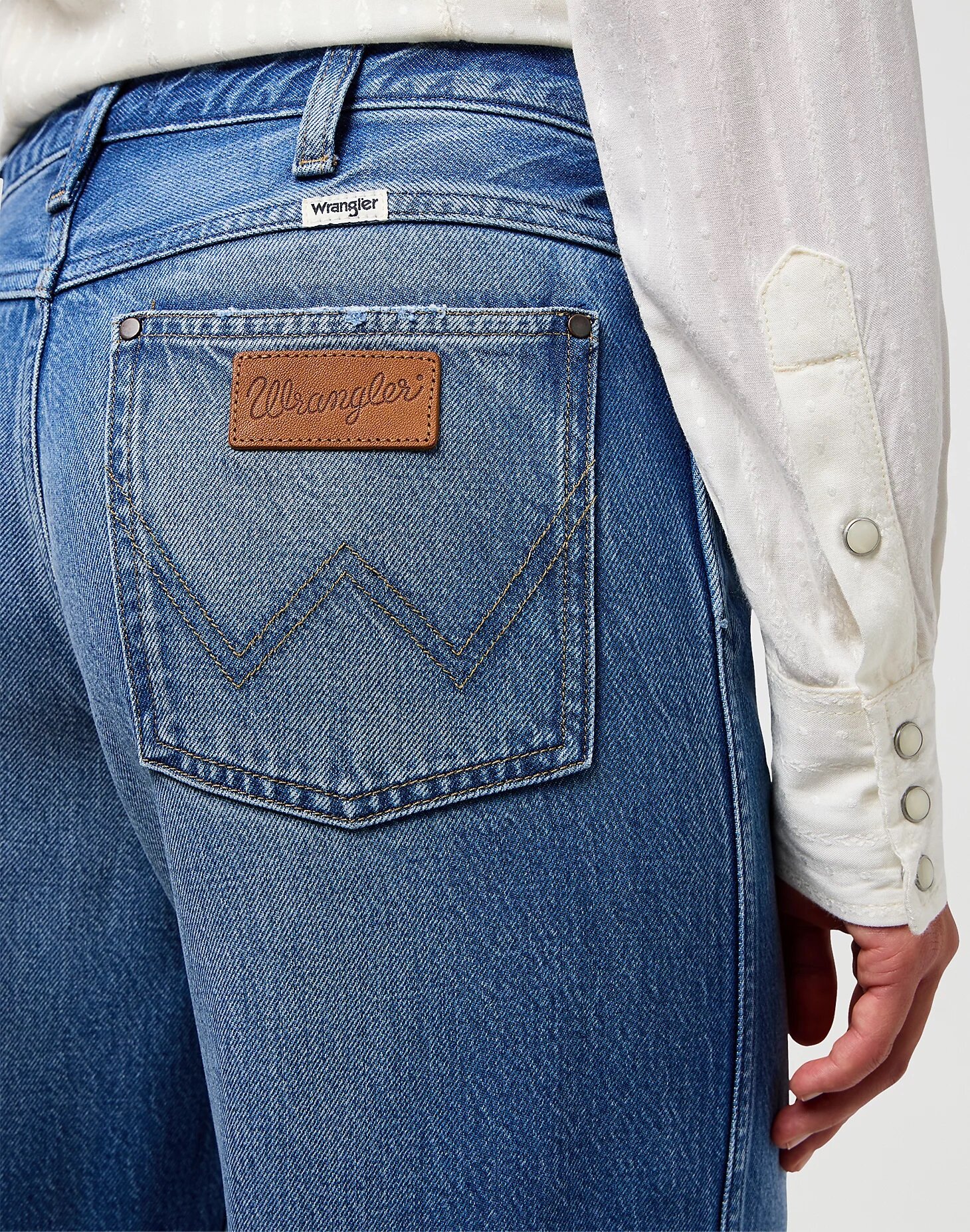 Джинсы клеш Wrangler World Wide, размер 33/32, синий — фото 1