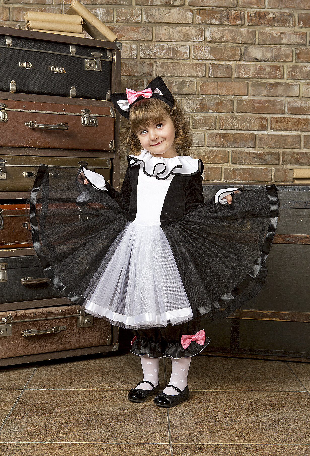 Детский карнавальный костюм Мисс Кошка на рост 116-122 (размер 30) — фото 1