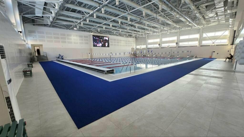 Покрытие для бассейна AKO SAFE & SOFT Luxe синий 60х200см - фотография № 10