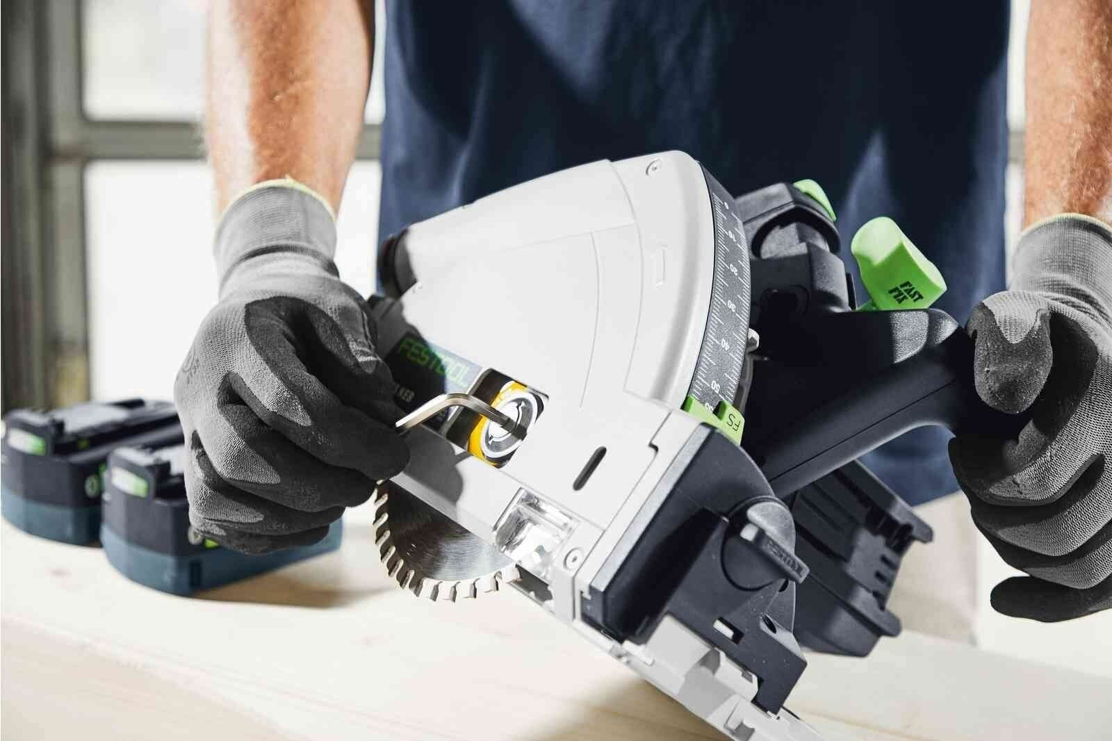 Аккумуляторная дисковая пила Festool TSC 55 KEB-Basic 576712 - фотография № 4