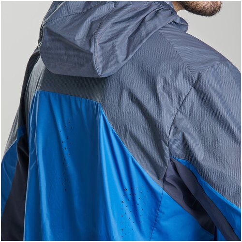 фото Ветрозащитная мужская куртка для скоростных горных походов fh500 helium wind, размер: l, цвет: асфальтово-синий/глубокий синий/мандариновый quechua х декатлон decathlon