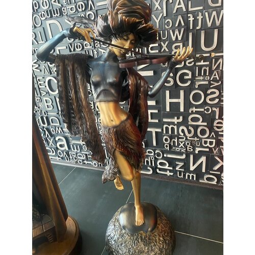 Девушка со скрипкой статуэтка Римский Мастер