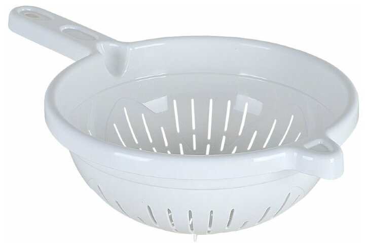 фото Дуршлаг с ручкой Ар-Пласт, белый, d23 см