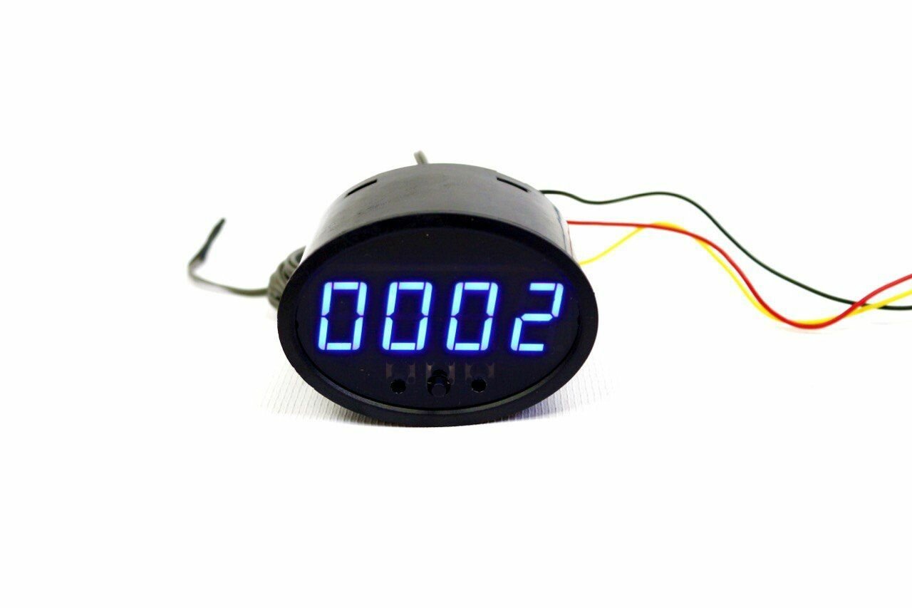Часы Автомобильные в консоль Лада Приора1, Цифровые с Вольтметром Термометром, синий