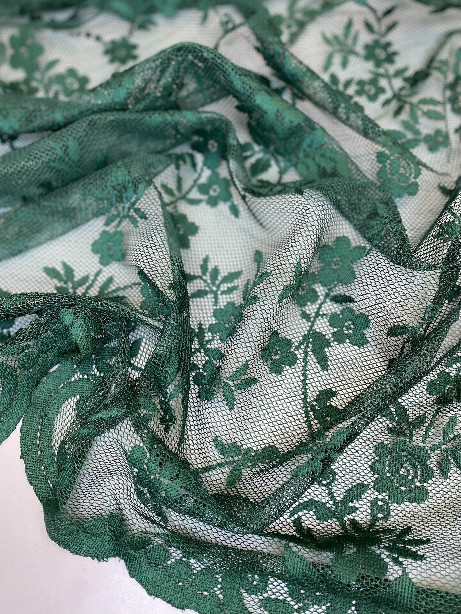 Ткань гипюр-сетка ажурная, коллекция "Fabiana" цвет изумрудный, высота 320см