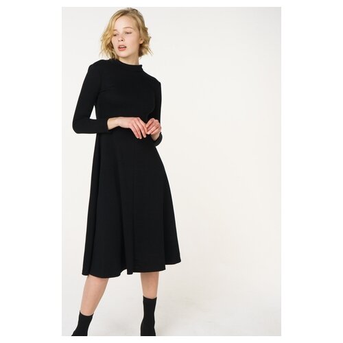 фото Платье fashion.love.story 18ps1176 женское цвет черный однотонный р-р 42