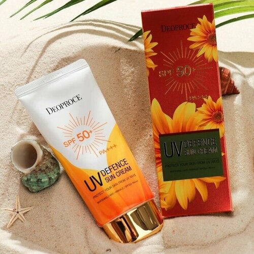 Легкий увлажняющий солнцезащитный крем для лица Deoproce UV Defence Sun Cream SPF50+ PА 70