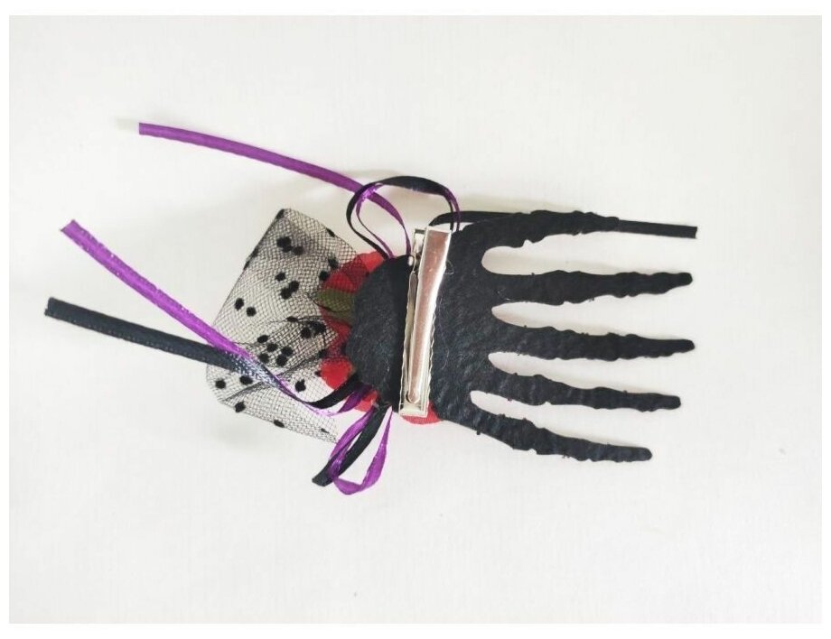 Заколка ГК сфера "Рука скелета", голография, красный цветок, для фотосессии, для Хэллоуина — фото 1