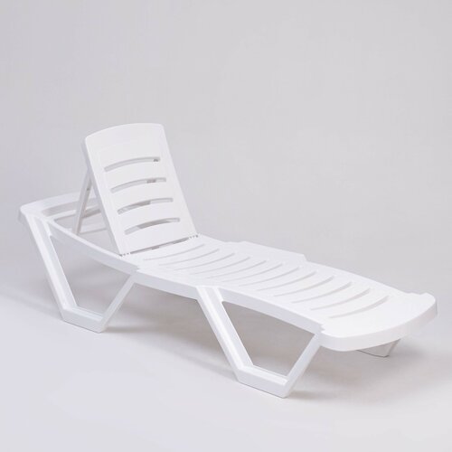 Шезлонг Новый Свет 187 х 63 х 43 см белый 13844₽