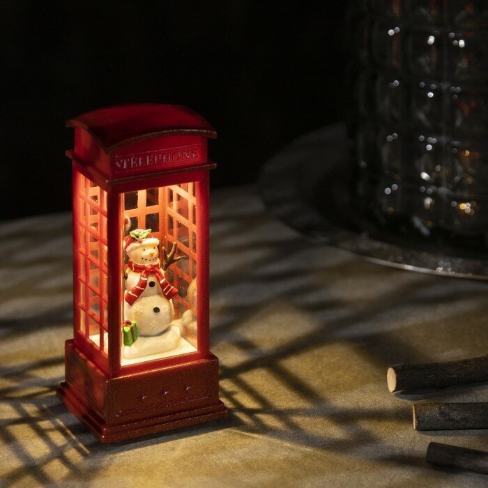 Luazon Lighting Светодиодная фигура «Снеговик в телефонной будке» 5.3 × 12 × 5.3 см, пластик, батарейки AG13х3, свечение тёплое белое