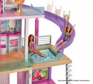 Трехэтажный дом мечты с лифтом, бассейном, горкой и мебелью Barbie - фото №12