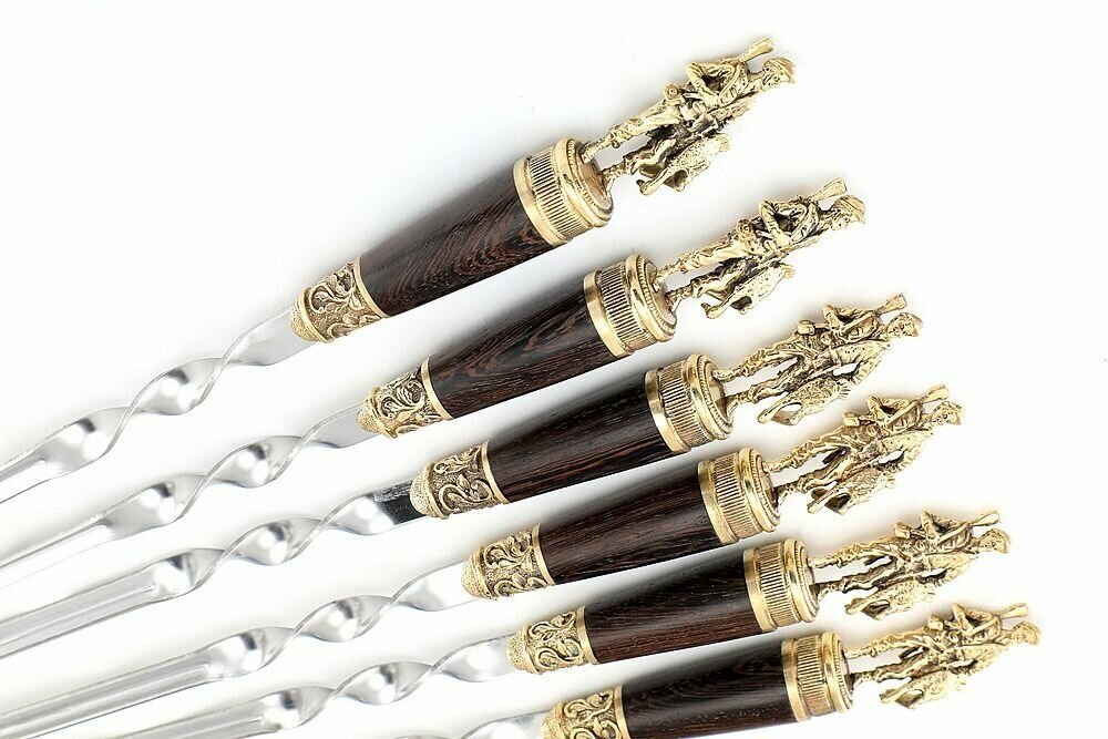 Подарочный мужской набор шампуров с деревянной ручкой в чехле MANS GIFT Охотник, 70 см, 6 шт, шампура в подарок мужчине на день рождения