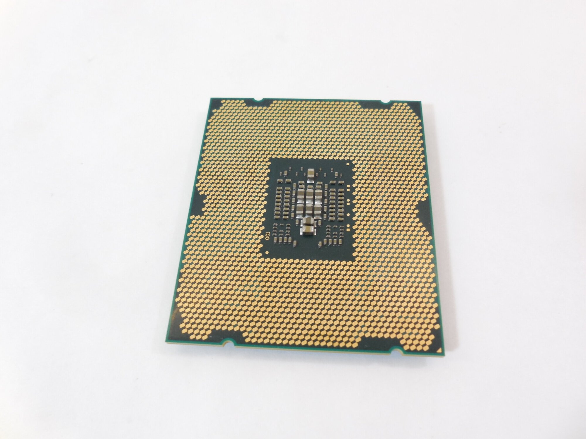 Процессор Intel Xeon E5 2630V3 (2,4 ГГц, LGA 2011-3, 20 МБ, 8 ядер) (OEM)