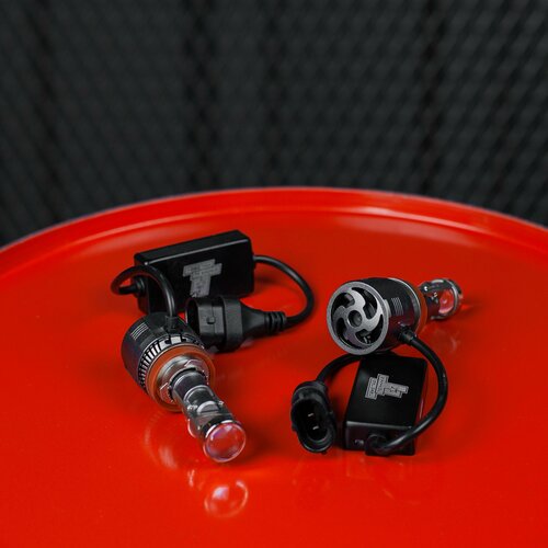 Светодиодные линзованные Лампы H7 с четкой границей света, галкой ГОСТ мини линзы комплект 2 шт. 12/24v A80 NEW Увеличенной мощности 43 ватта на каждую лампу