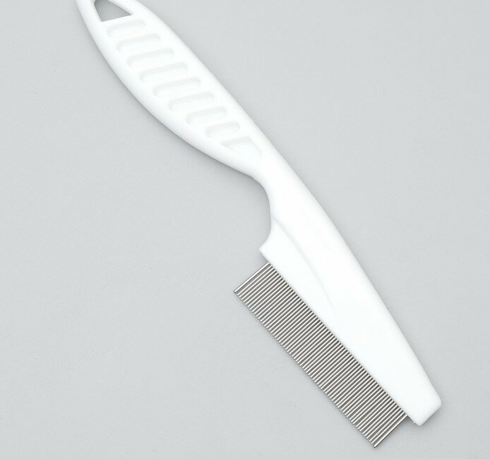 Расческа для шерсти мини, 14 см, 63 зубца (частая), белая - фотография № 4