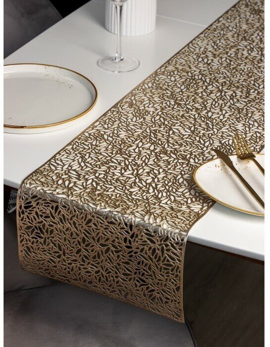 Дорожка на стол Доляна «Манифик», 30×150 см, цвет золотой