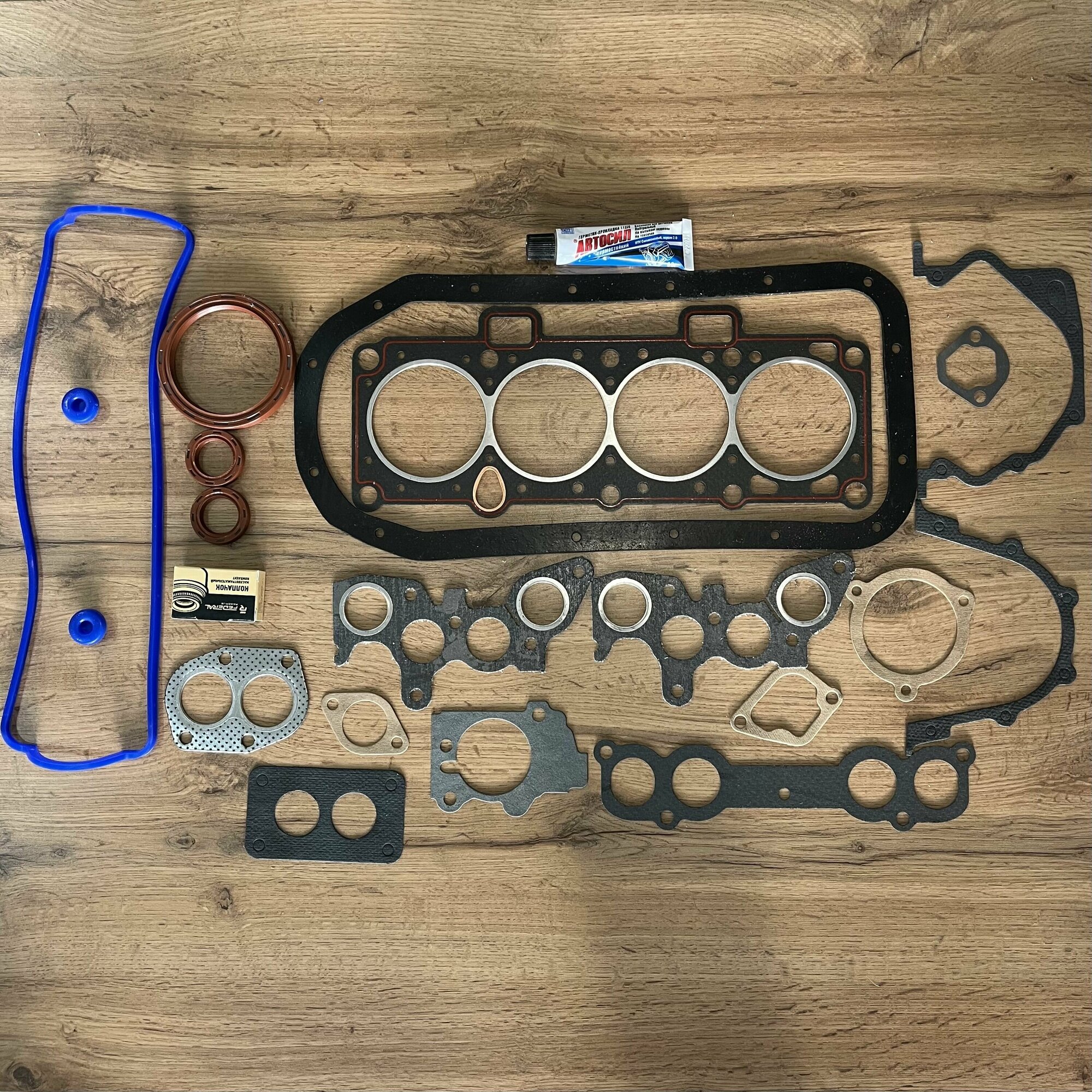 Комплект прокладок двигателя Ваз (Лада) 2113,2114,2115,2108, 21083,2109,2110 1.5/8клапанный -Инжектор