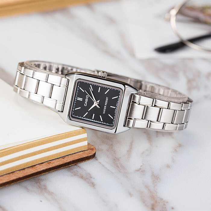 Наручные часы CASIO Collection, серебряный — фото 1