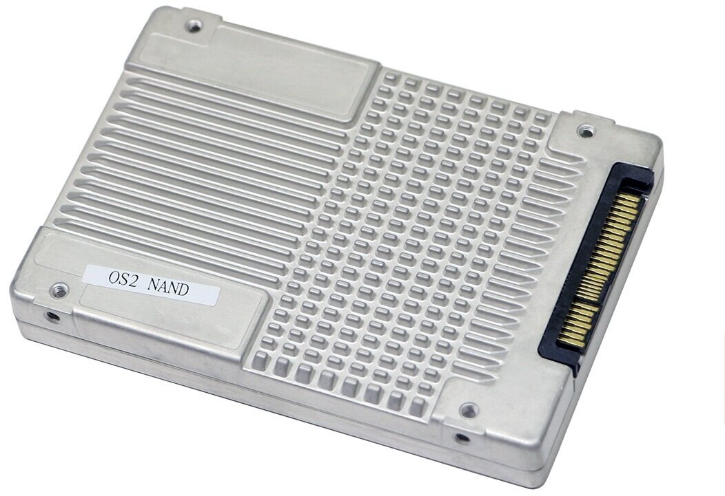 SSD накопитель INTEL DC P4610 1.6ТБ, 2.5", PCI-E x4, NVMe, U.2 SFF-8639 - фото №8