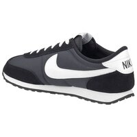 nike match runner