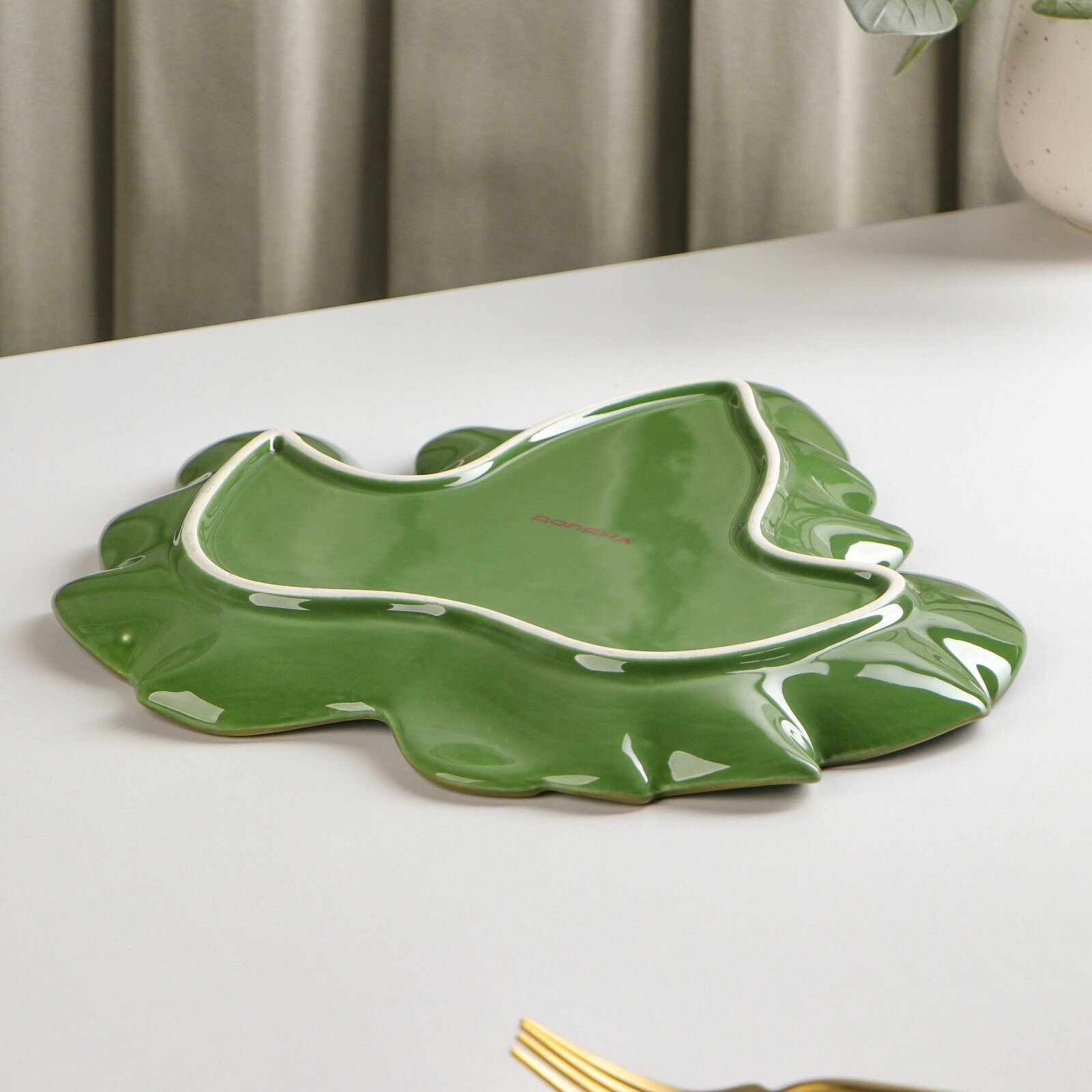 Блюдо сервировочное Доляна «Лист», 25,8×24,7 см, цвет зелёный - фотография № 5