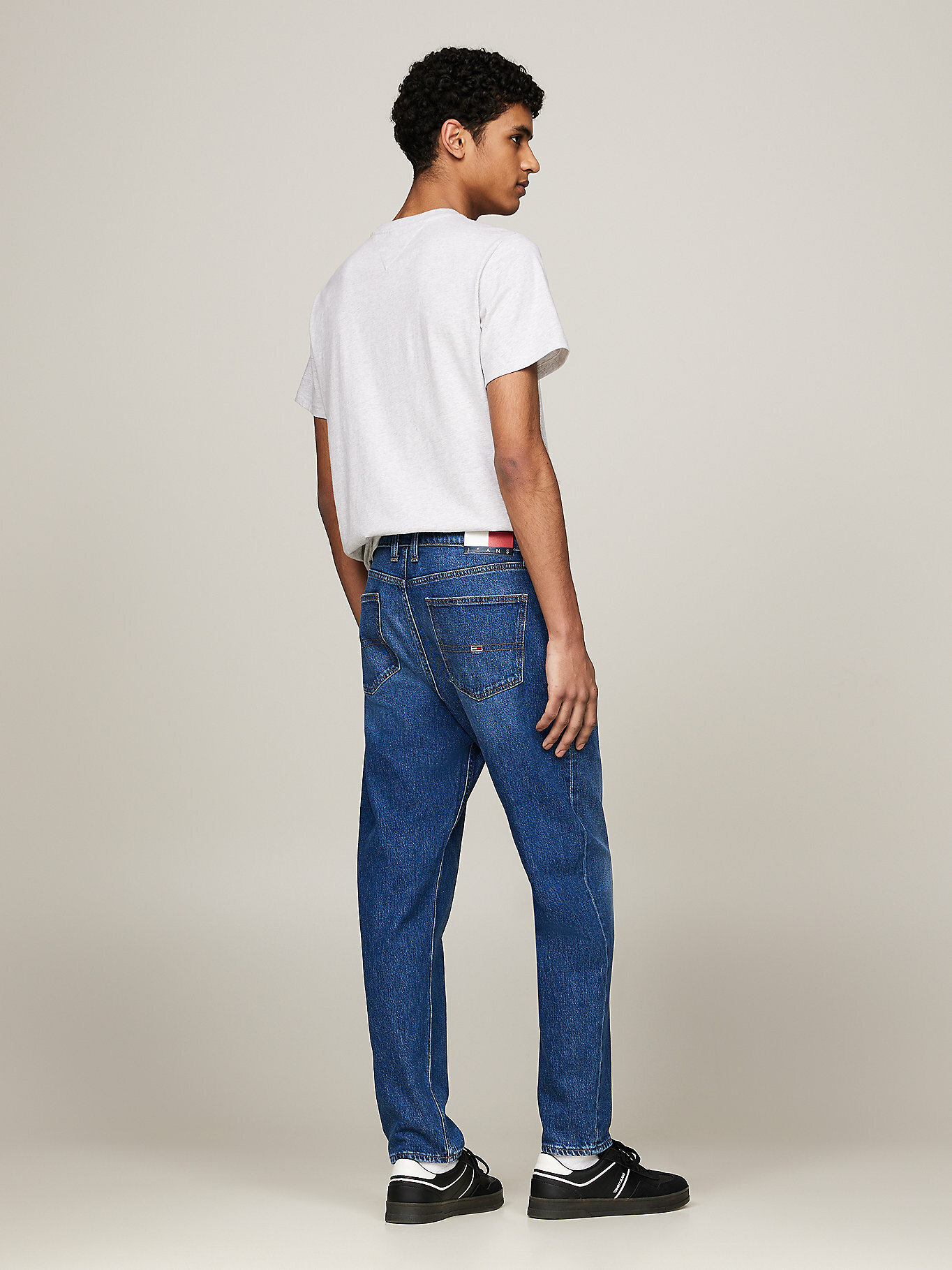 Джинсы зауженные Tommy Jeans, размер 31/34 JEAN, синий — фото 1