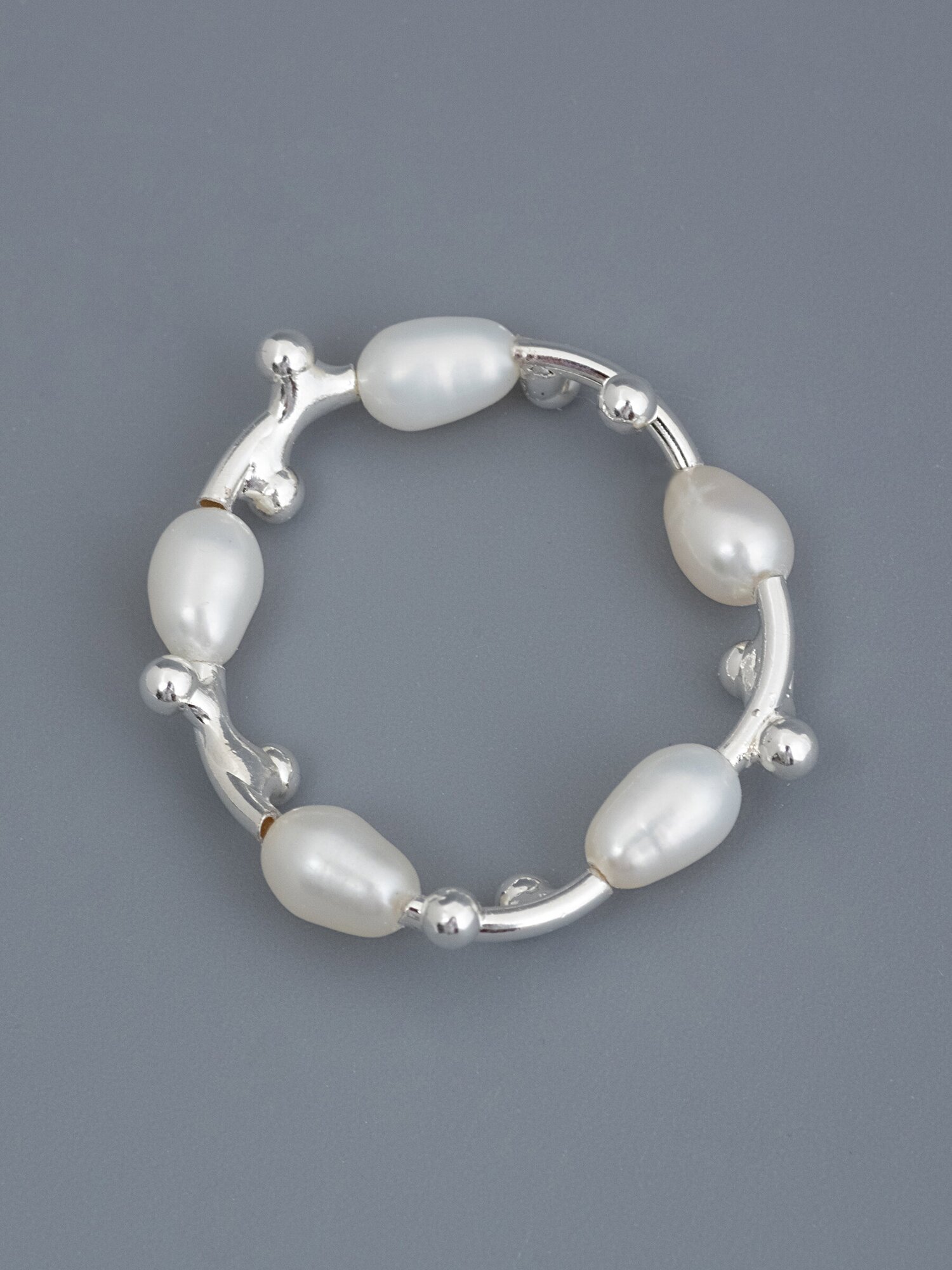 Кольцо ЖемАрт, жемчуг пресноводный культивированный, белый/серебристый — фото 1