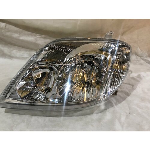 Фара левая Тойота Королла 120 Седан TOYOTA COROLLA SEDAN 2002-2006