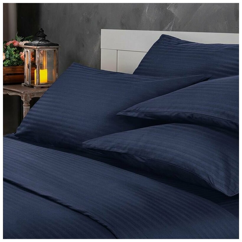 фото Простыня из страйп-сатина на резинке 140 х 200 х 20 - М - 125 - Индиго 1х1