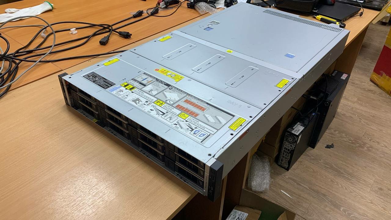 Сервер Dell PowerEdge r740XD2 3.5"x24LFF+2LFF