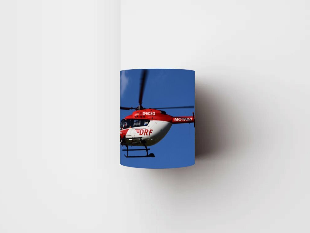 Кружка с рисунком, принтом "Вертолет, спасение с воздуха, спасательный вертолет" 320 мл.
