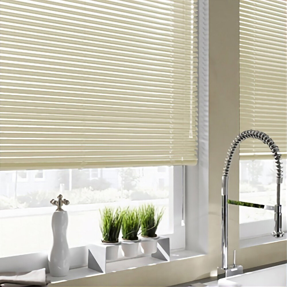Жалюзи Эскар горизонтальные алюминиевые 120x160 см бежевые