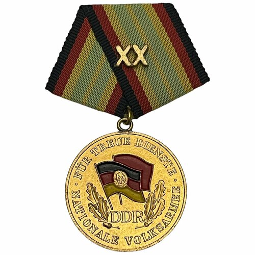 ГДР, медаль За верную службу в Национальной народной армии XX лет, 1973-1990 (2) германия гдр медаль за заслуги перед национальной народной армией серебряная степень 1973 1990