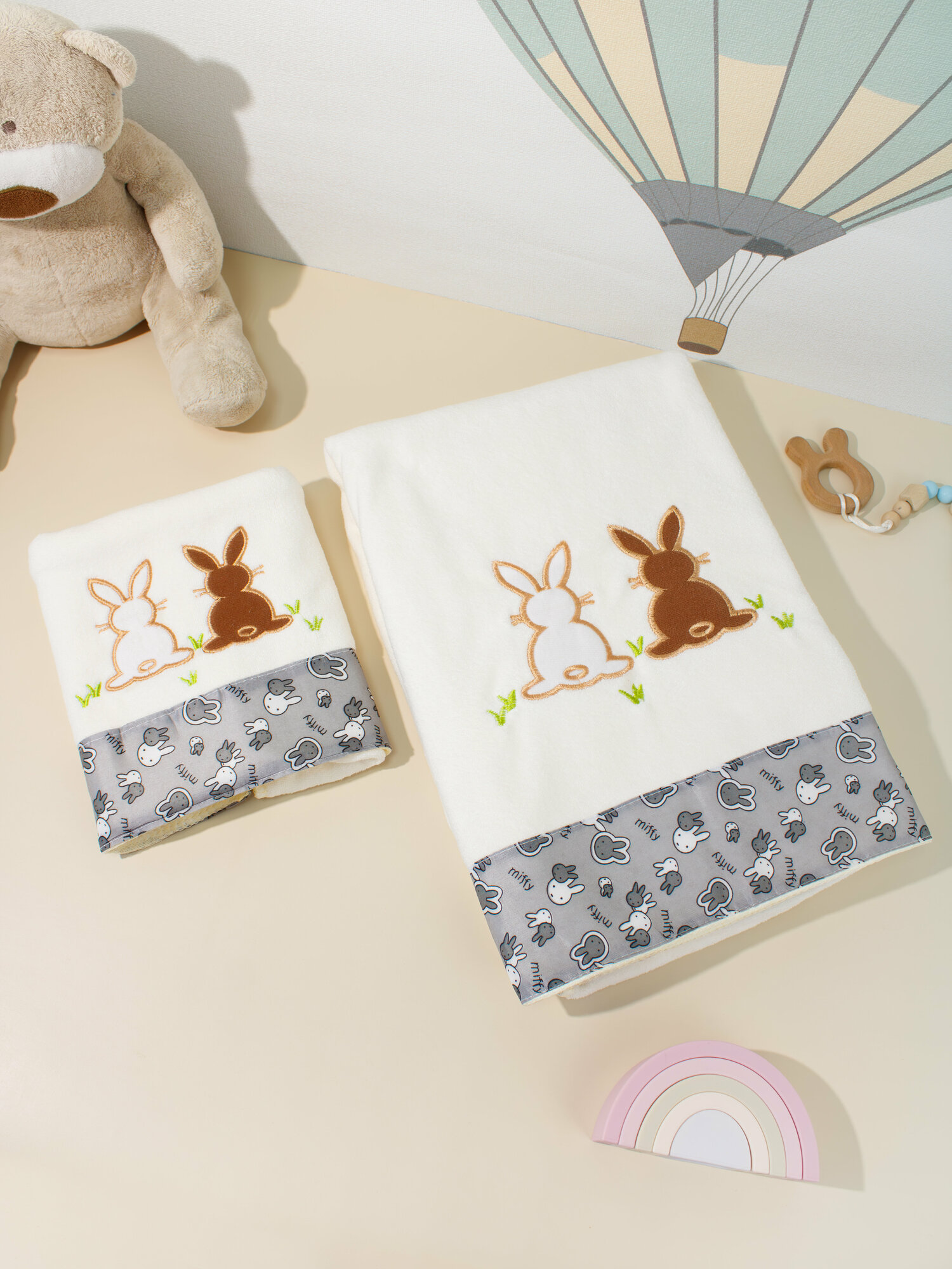 фото Набор банных полотенец для детей 2 штуки